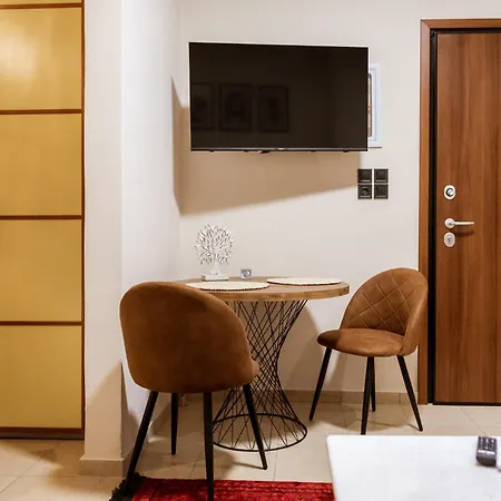 Tollmere Hospitality ηχώ