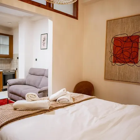 شقة Tollmere Hospitality ηχώ Levádeia